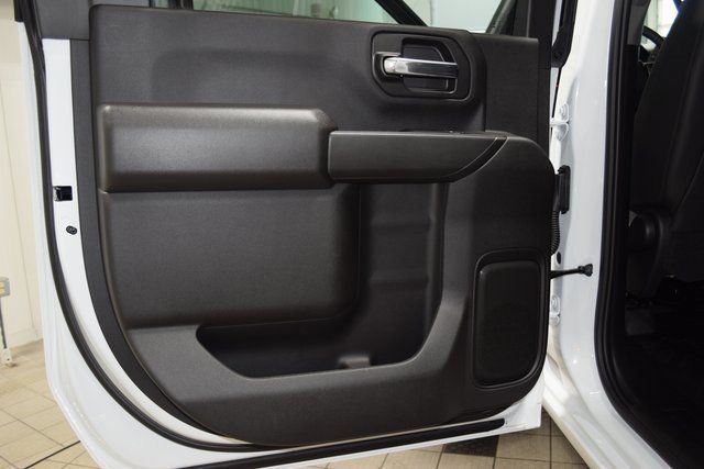 2025 Chevrolet Silverado 3500 HD Chassis Cab Work Truck - 22868358 - 39