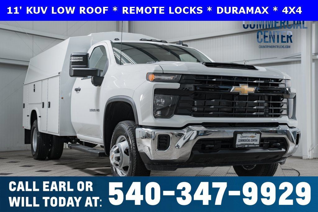 2025 Chevrolet Silverado 3500 HD Chassis Cab Work Truck - 22868359 | Video 1