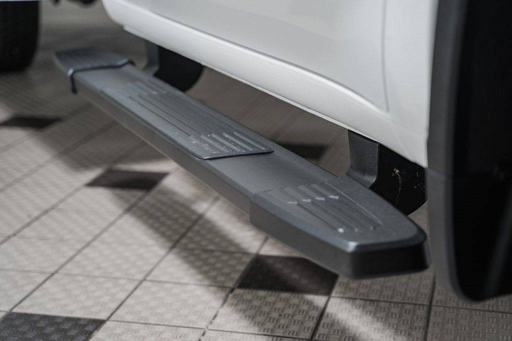 2025 Chevrolet Silverado 3500 HD Chassis Cab Work Truck - 22868359 - 13