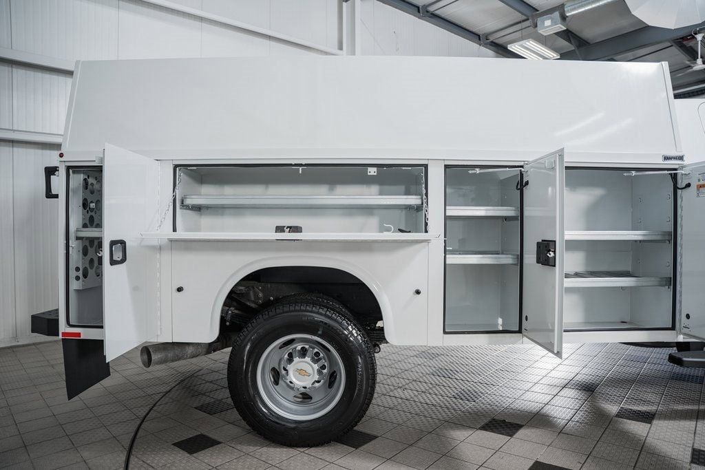 2025 Chevrolet Silverado 3500 HD Chassis Cab Work Truck - 22868359 - 18