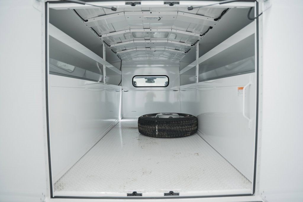 2025 Chevrolet Silverado 3500 HD Chassis Cab Work Truck - 22868359 - 21