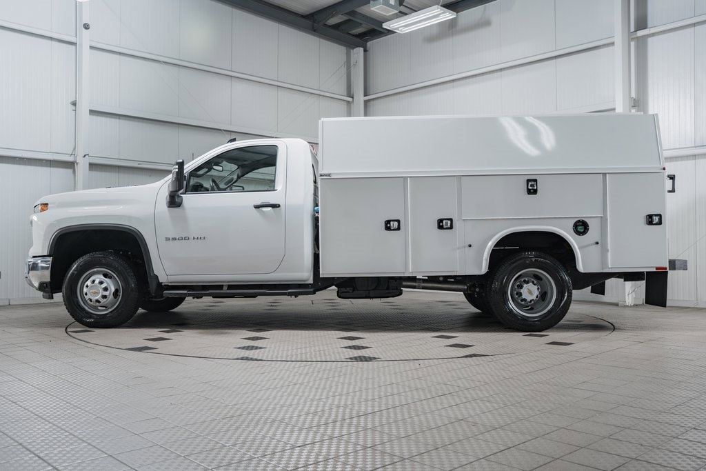 2025 Chevrolet Silverado 3500 HD Chassis Cab Work Truck - 22868359 - 3