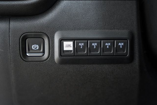 2025 Chevrolet Silverado 3500 HD Chassis Cab Work Truck - 22868359 - 39