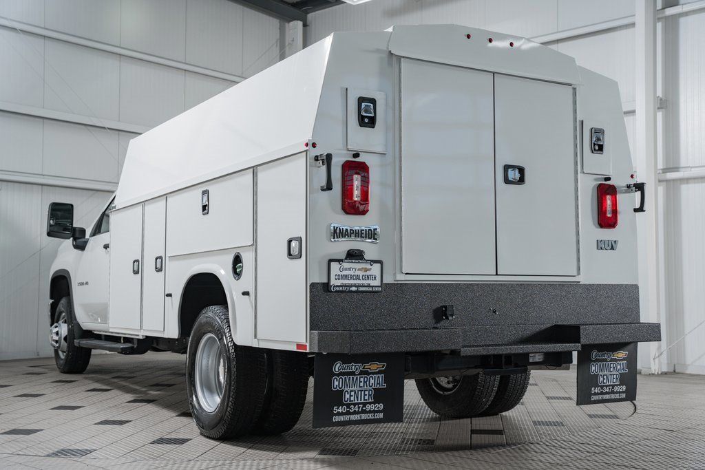 2025 Chevrolet Silverado 3500 HD Chassis Cab Work Truck - 22868359 - 4