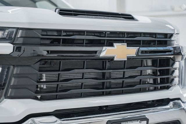 2025 Chevrolet Silverado 3500 HD Chassis Cab Work Truck - 22868359 - 8