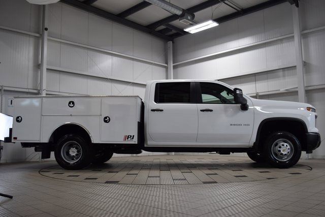 2025 Chevrolet Silverado 3500 HD Chassis Cab Work Truck - 22868360 - 8