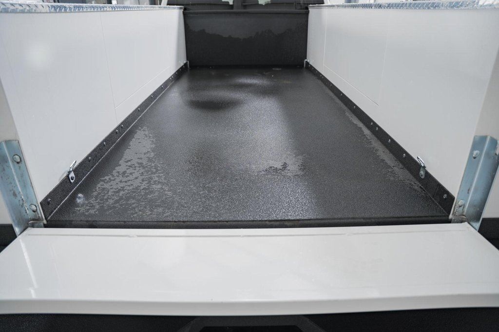 2025 Chevrolet Silverado 3500 HD Chassis Cab Work Truck - 22868361 - 18