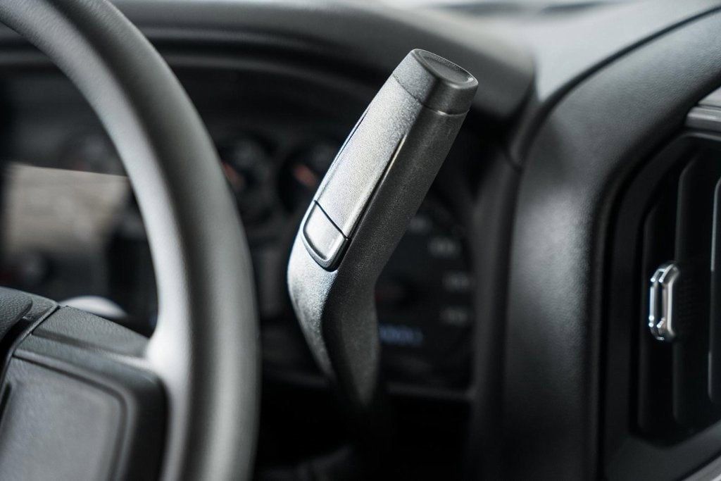 2025 Chevrolet Silverado 3500 HD Chassis Cab Work Truck - 22868361 - 26