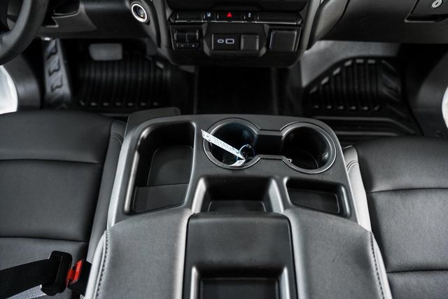 2025 Chevrolet Silverado 3500 HD Chassis Cab Work Truck - 22868361 - 29