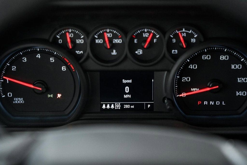 2025 Chevrolet Silverado 3500 HD Chassis Cab Work Truck - 22868361 - 40