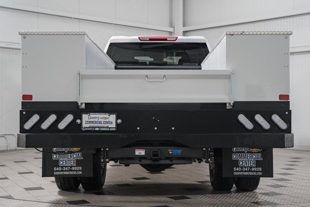 2025 Chevrolet Silverado 3500HD Work Truck photo 4