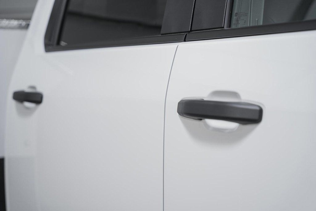 2025 Chevrolet Silverado 3500 HD Chassis Cab Work Truck - 22868364 - 13