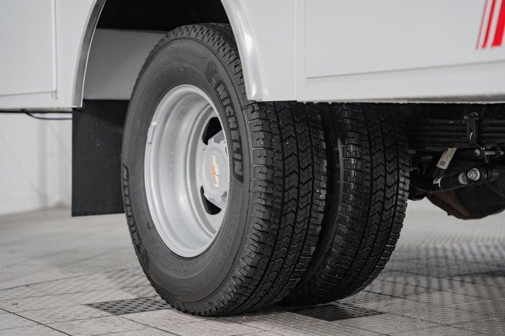 2025 Chevrolet Silverado 3500 HD Chassis Cab Work Truck - 22868364 - 15