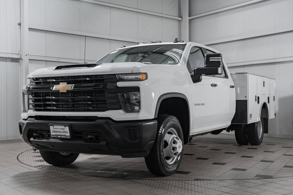 2025 Chevrolet Silverado 3500 HD Chassis Cab Work Truck - 22868364 - 2