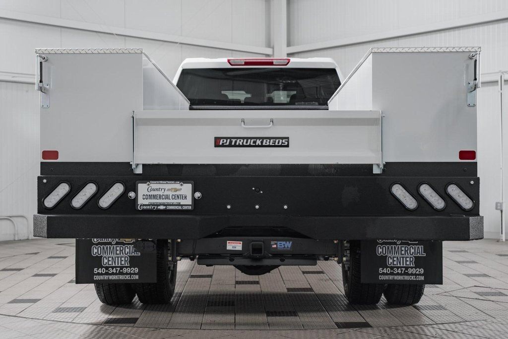 2025 Chevrolet Silverado 3500 HD Chassis Cab Work Truck - 22868364 - 5