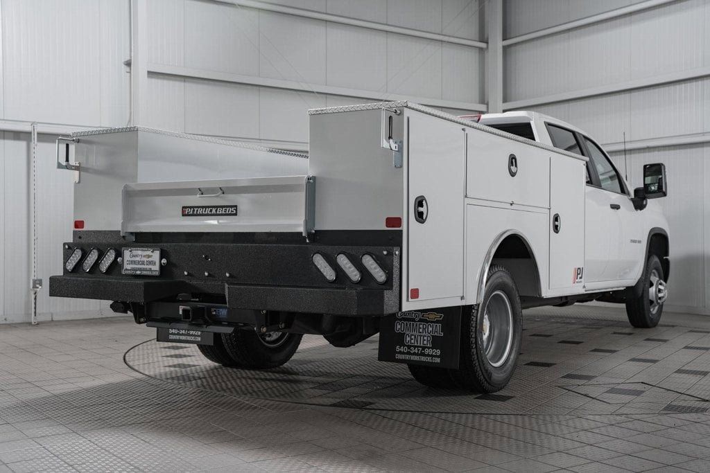 2025 Chevrolet Silverado 3500 HD Chassis Cab Work Truck - 22868364 - 6