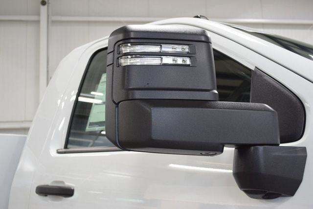 2025 Chevrolet Silverado 3500 HD Chassis Cab Work Truck - 22871177 - 17