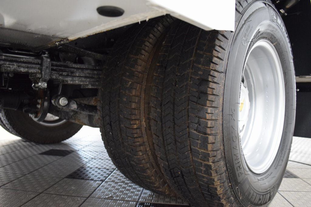 2025 Chevrolet Silverado 3500 HD Chassis Cab Work Truck - 22871177 - 26