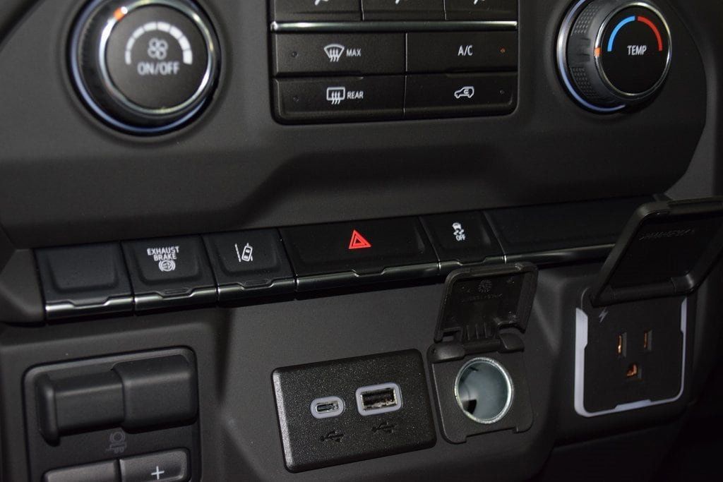 2025 Chevrolet Silverado 3500 HD Chassis Cab Work Truck - 22871177 - 33