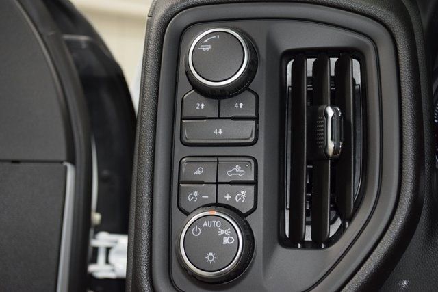 2025 Chevrolet Silverado 3500 HD Chassis Cab Work Truck - 22871178 - 31