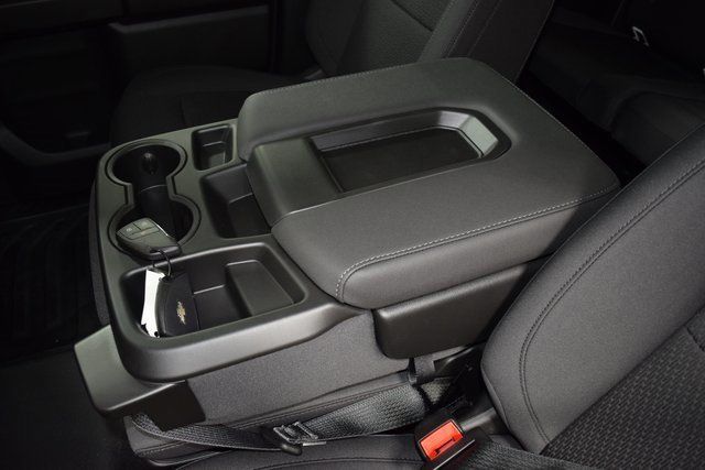 2025 Chevrolet Silverado 3500 HD Chassis Cab Work Truck - 22871178 - 36