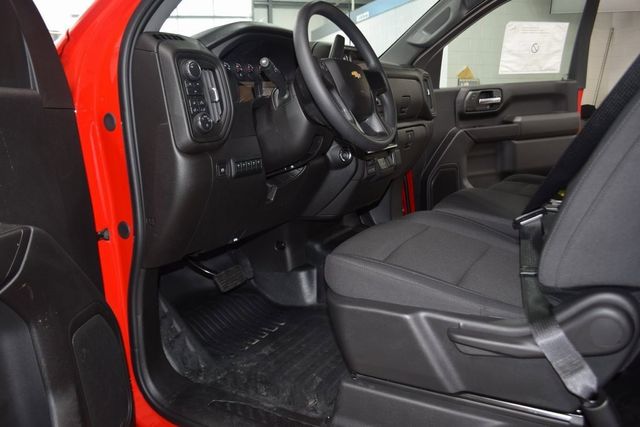 2025 Chevrolet Silverado 3500 HD Chassis Cab Work Truck - 22871179 - 33