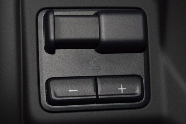 2025 Chevrolet Silverado 3500 HD Chassis Cab Work Truck - 22871179 - 38