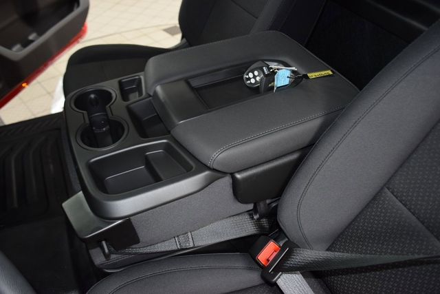 2025 Chevrolet Silverado 3500 HD Chassis Cab Work Truck - 22871179 - 46