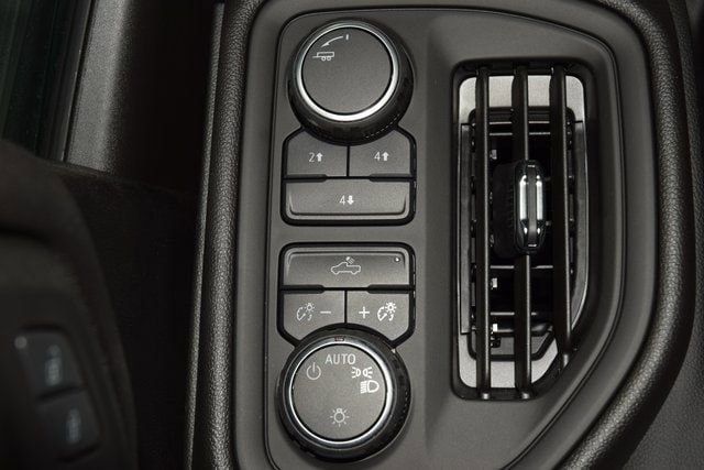 2025 Chevrolet Silverado 3500 HD Chassis Cab Work Truck - 22878220 - 23