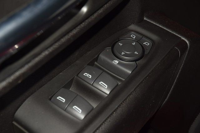 2025 Chevrolet Silverado 3500 HD Chassis Cab Work Truck - 22878220 - 35