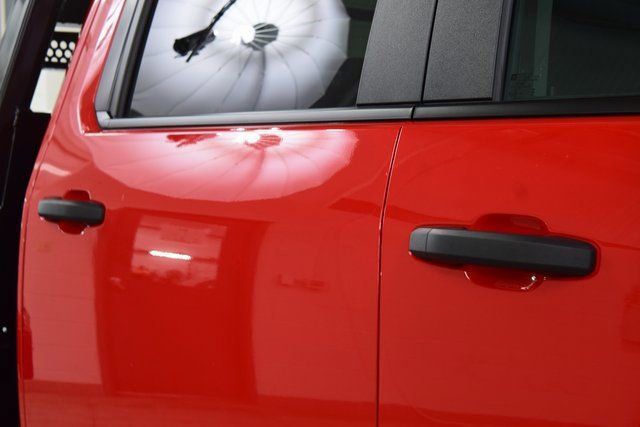 2025 Chevrolet Silverado 3500 HD Chassis Cab Work Truck - 22878221 - 11