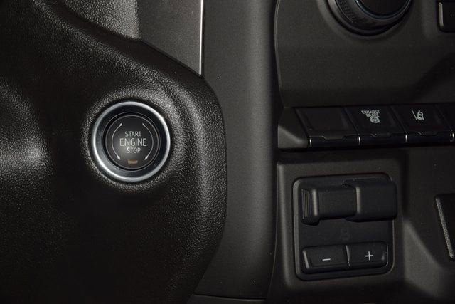 2025 Chevrolet Silverado 3500 HD Chassis Cab Work Truck - 22878221 - 23