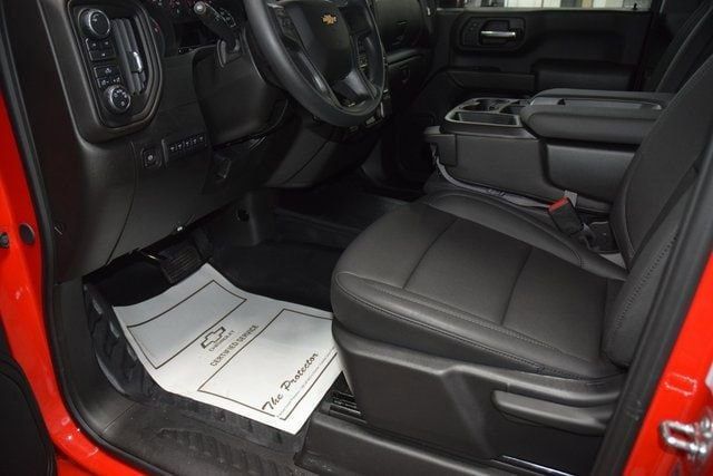 2025 Chevrolet Silverado 3500 HD Chassis Cab Work Truck - 22878221 - 29