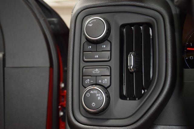 2025 Chevrolet Silverado 3500 HD Chassis Cab Work Truck - 22878223 - 29