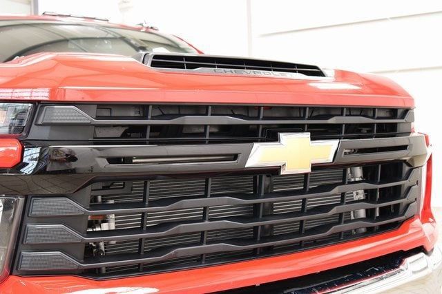 2025 Chevrolet Silverado 3500 HD Chassis Cab Work Truck - 22878223 - 4
