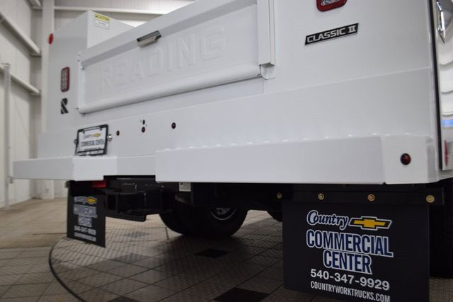 2025 Chevrolet Silverado 3500 HD Chassis Cab Work Truck - 22878996 - 17