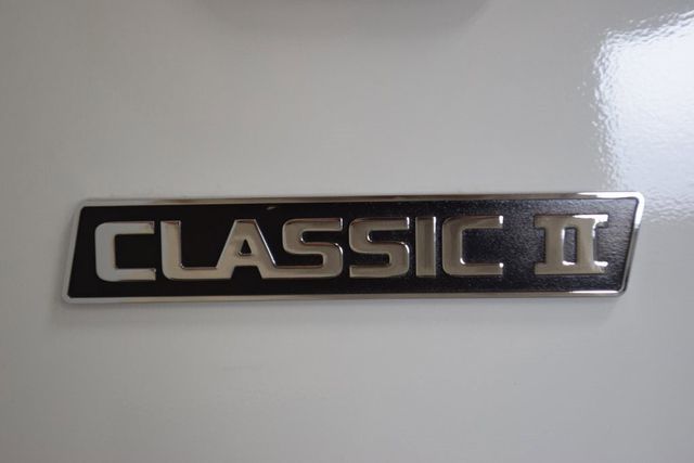 2025 Chevrolet Silverado 3500 HD Chassis Cab Work Truck - 22878996 - 18