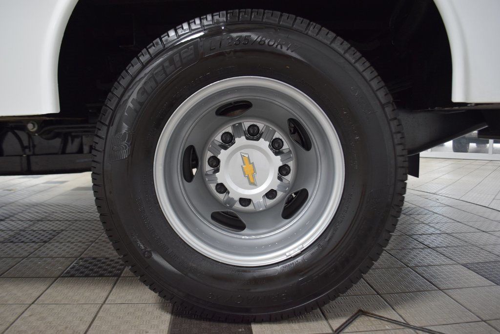 2025 Chevrolet Silverado 3500 HD Chassis Cab Work Truck - 22878996 - 22