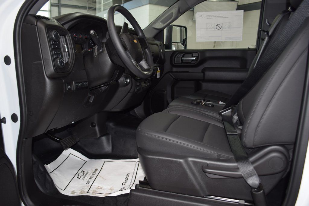 2025 Chevrolet Silverado 3500 HD Chassis Cab Work Truck - 22878996 - 25