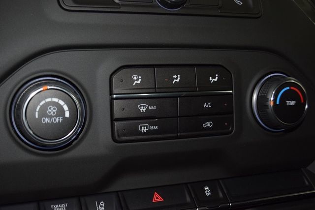 2025 Chevrolet Silverado 3500 HD Chassis Cab Work Truck - 22878996 - 32