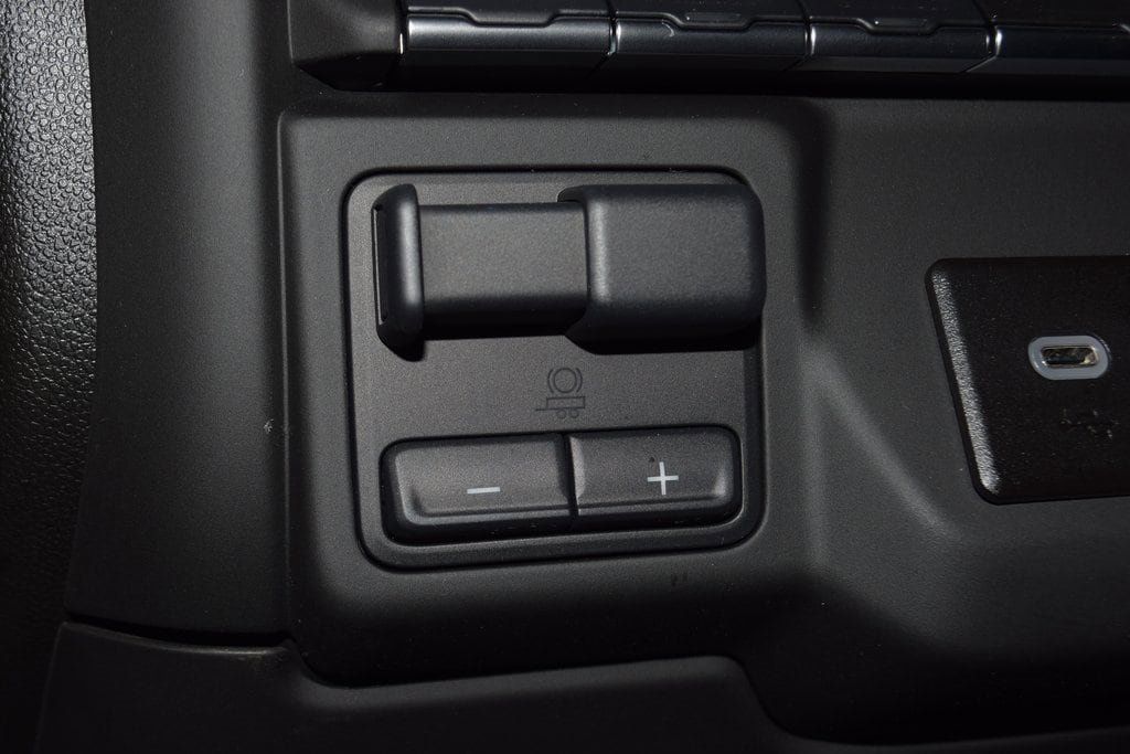 2025 Chevrolet Silverado 3500 HD Chassis Cab Work Truck - 22878996 - 34