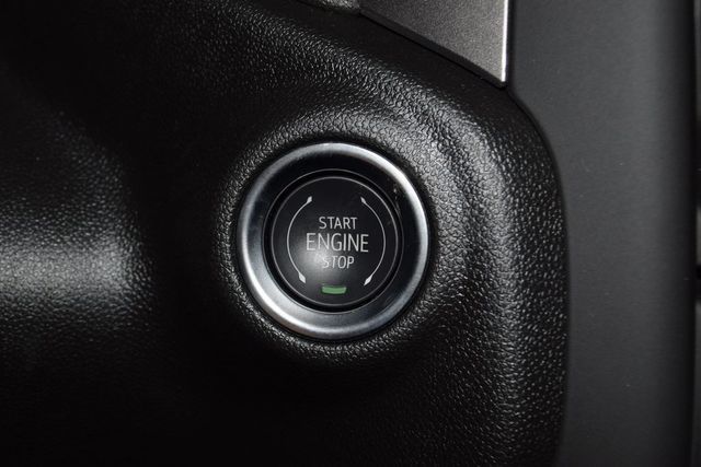 2025 Chevrolet Silverado 3500 HD Chassis Cab Work Truck - 22878996 - 35