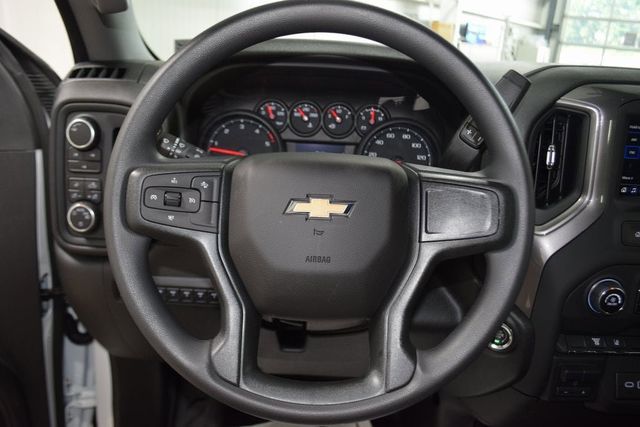 2025 Chevrolet Silverado 3500 HD Chassis Cab Work Truck - 22878996 - 38