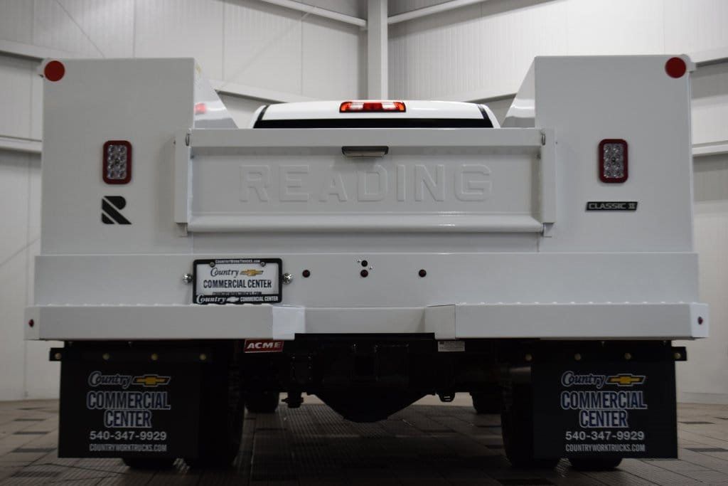 2025 Chevrolet Silverado 3500 HD Chassis Cab Work Truck - 22878996 - 5