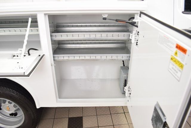 2025 Chevrolet Silverado 3500 HD Chassis Cab Work Truck - 22878997 - 16