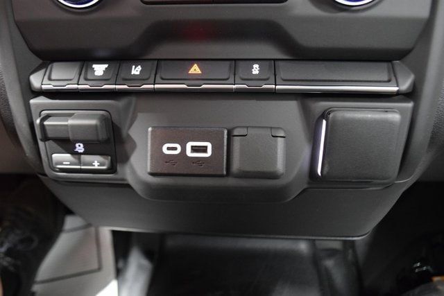 2025 Chevrolet Silverado 3500 HD Chassis Cab Work Truck - 22878997 - 26