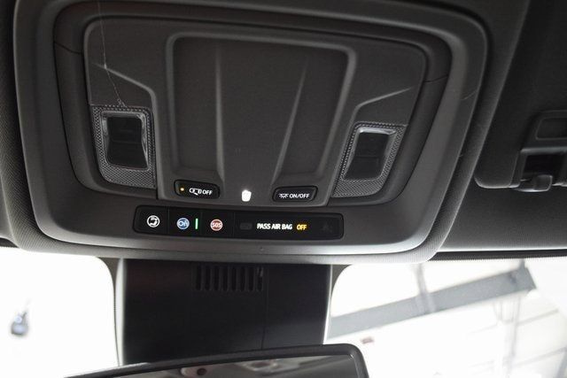 2025 Chevrolet Silverado 3500 HD Chassis Cab Work Truck - 22878997 - 29