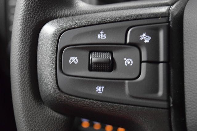 2025 Chevrolet Silverado 3500 HD Chassis Cab Work Truck - 22878997 - 31