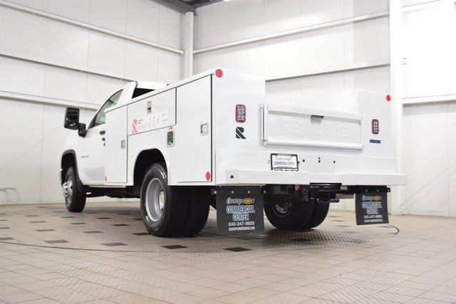 2025 Chevrolet Silverado 3500 HD Chassis Cab Work Truck - 22878997 - 4