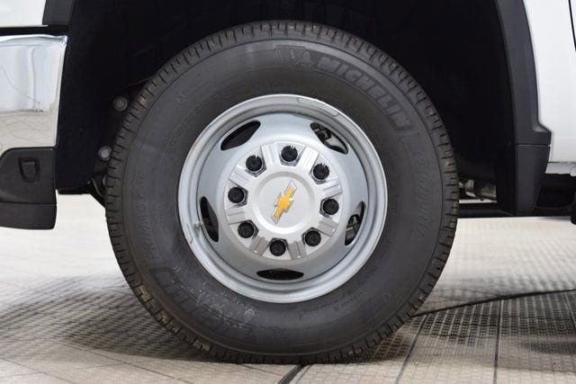 2025 Chevrolet Silverado 3500 HD Chassis Cab Work Truck - 22880278 - 16